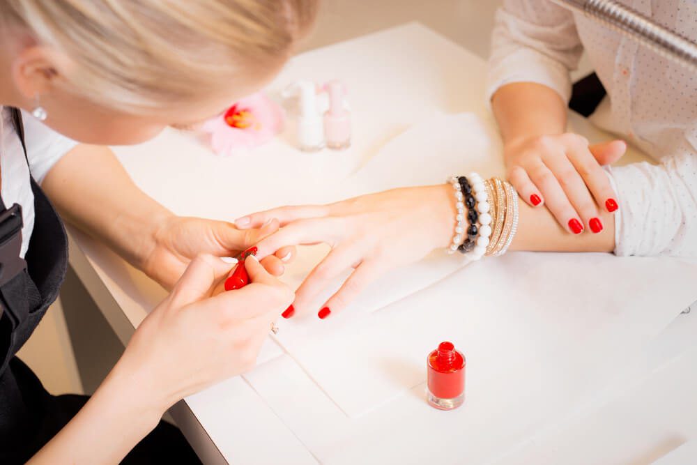 10 Products For Self Menicure Design